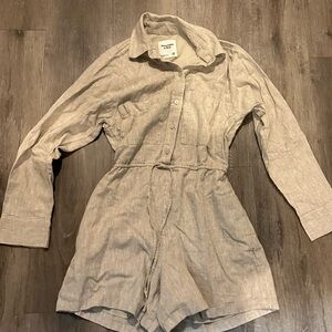 Abercrombie & Fitch Linen-Blend Easy Waist Romper in Beige size XS petite